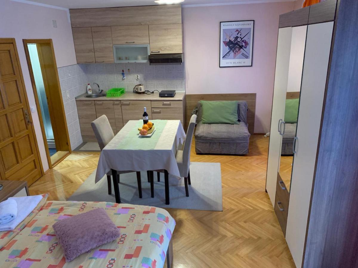 Apartmani Micic Vrnjačka Banja Esterno foto